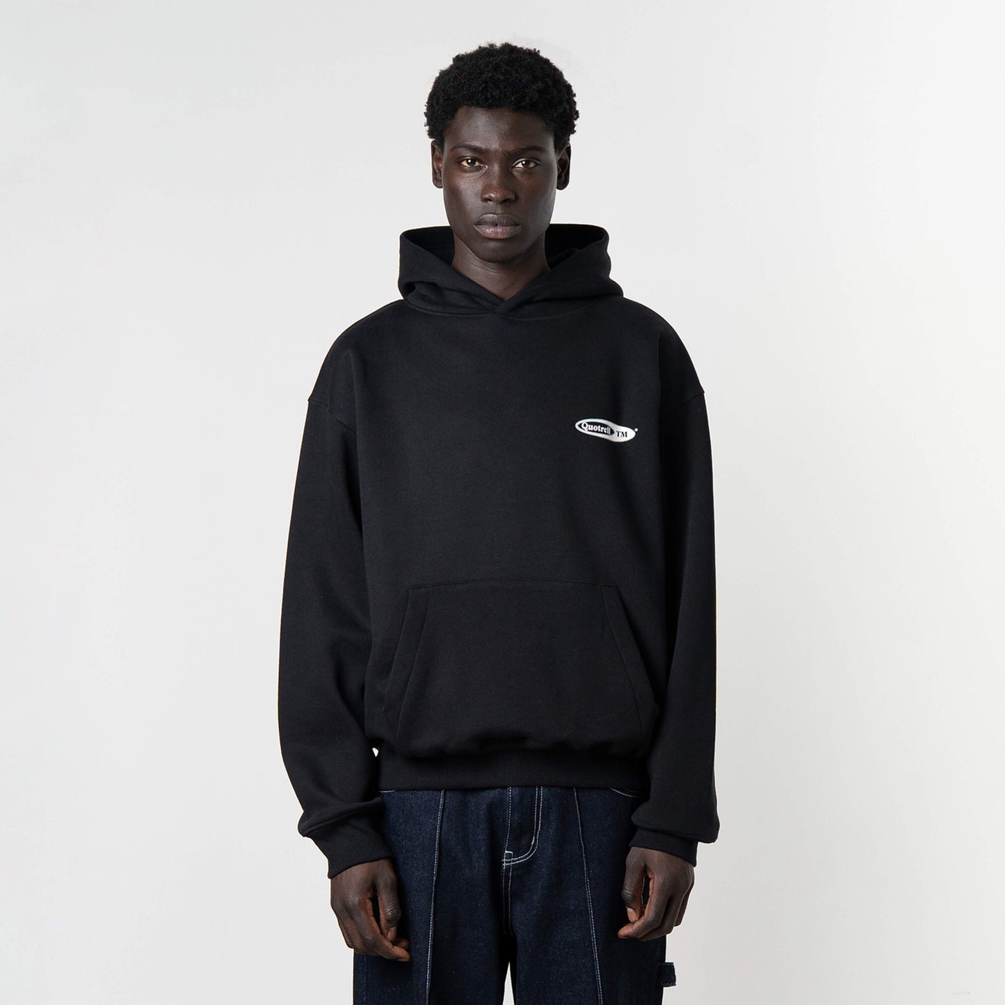 EMBLEM HOODIE | BLACK/WHITE