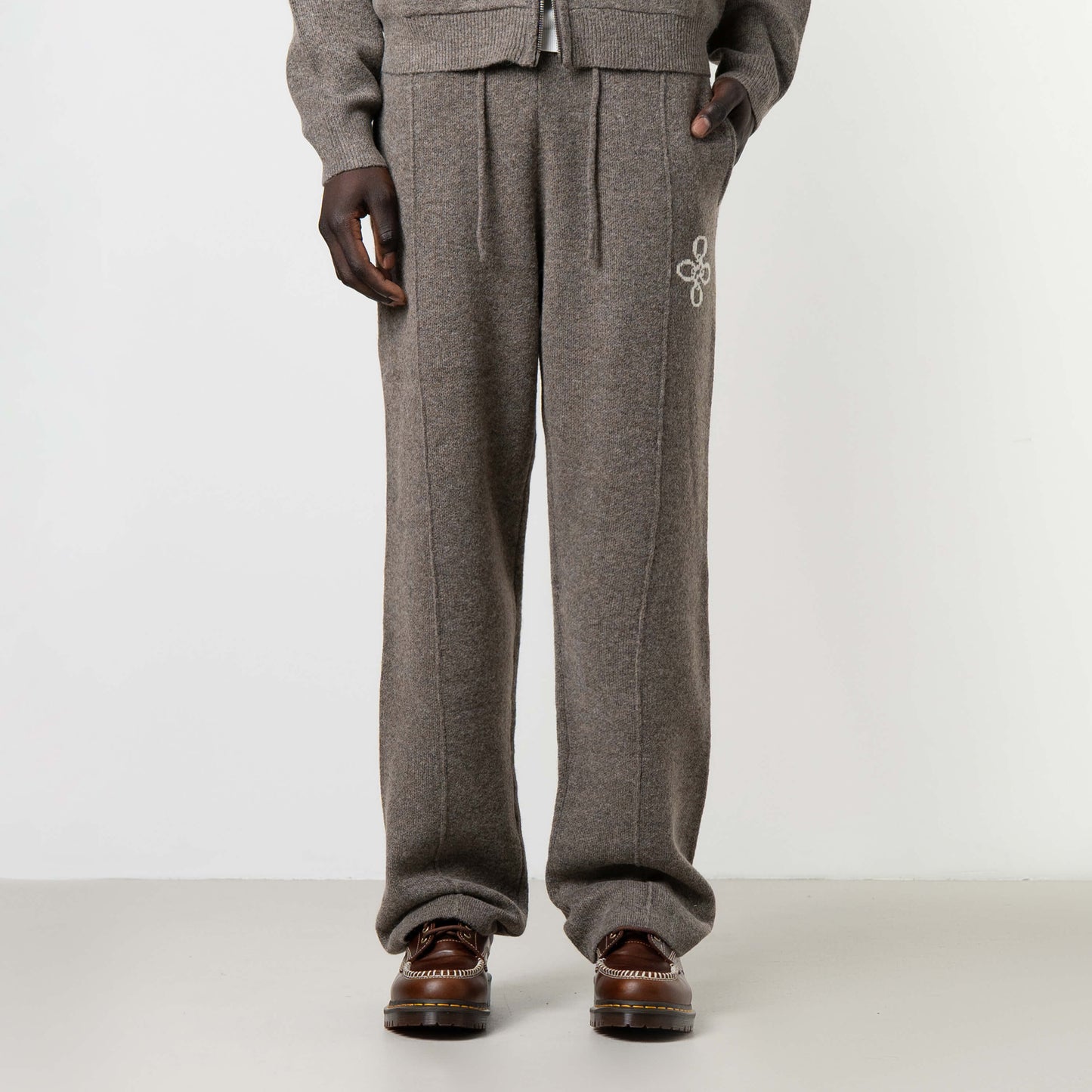 CALVIN KNITTED PANTS | TAUPE
