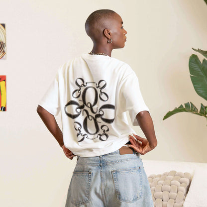 INSIGNIA TEE | WHITE/BLACK