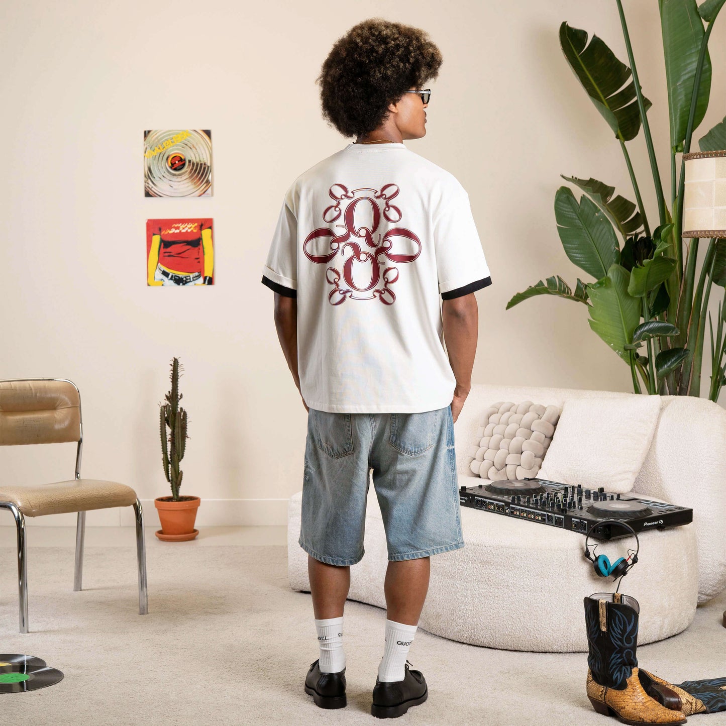 INSIGNIA TEE | OFF WHITE/RED