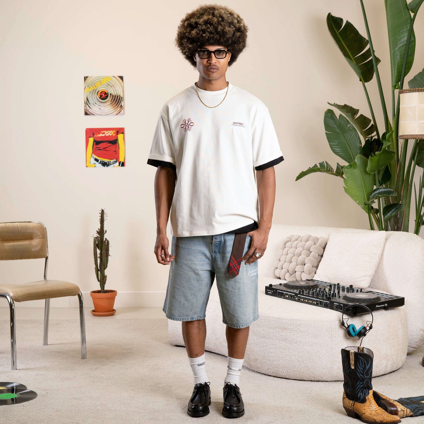 INSIGNIA TEE | OFF WHITE/RED