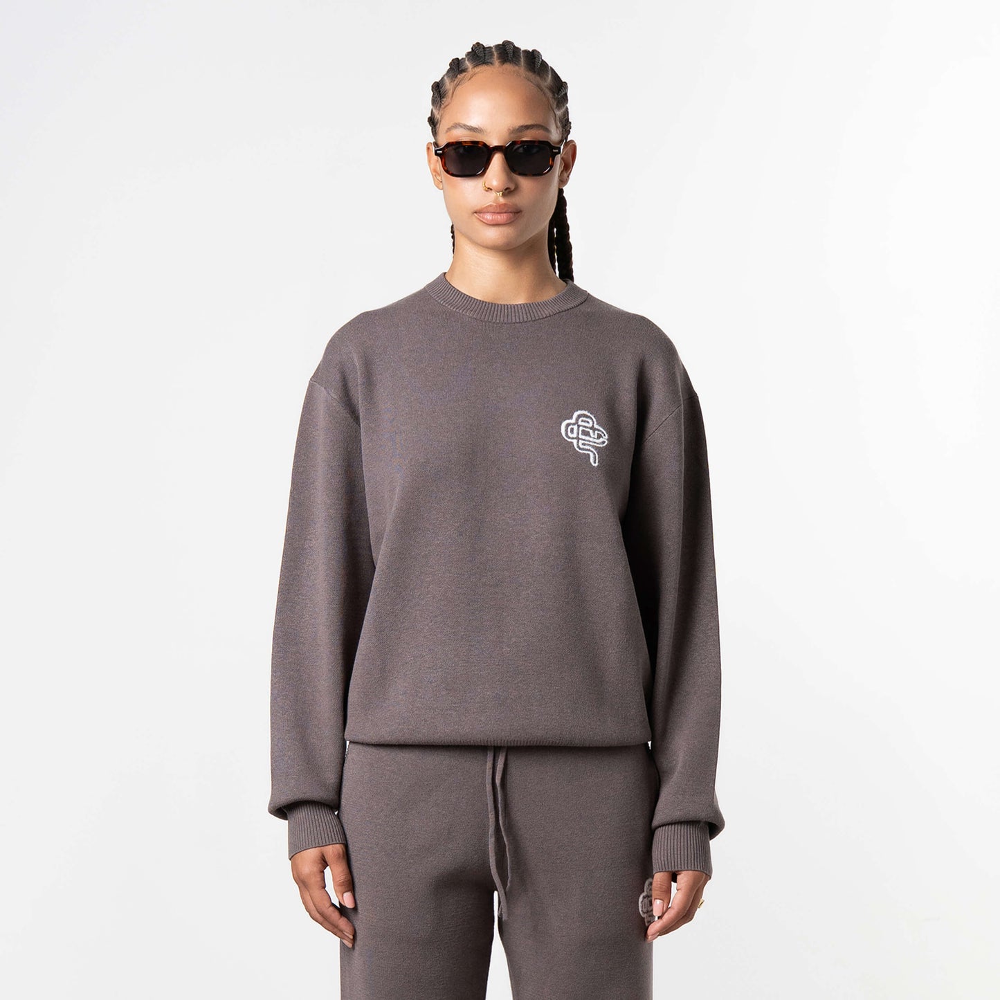 FLO KNITTED CREWNECK | COOL BROWN/OFF WHITE