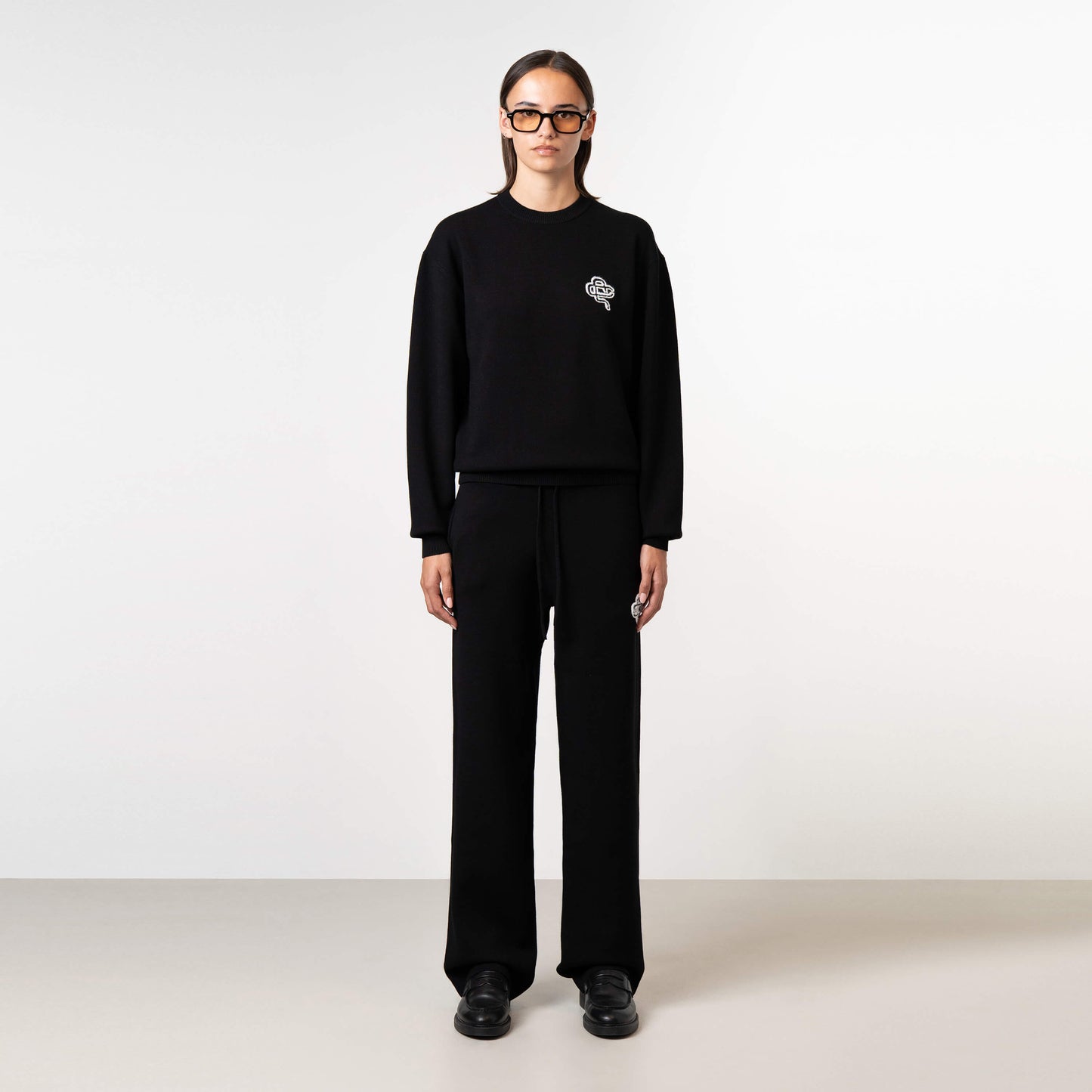 FLO KNITTED CREWNECK | BLACK/OFF WHITE