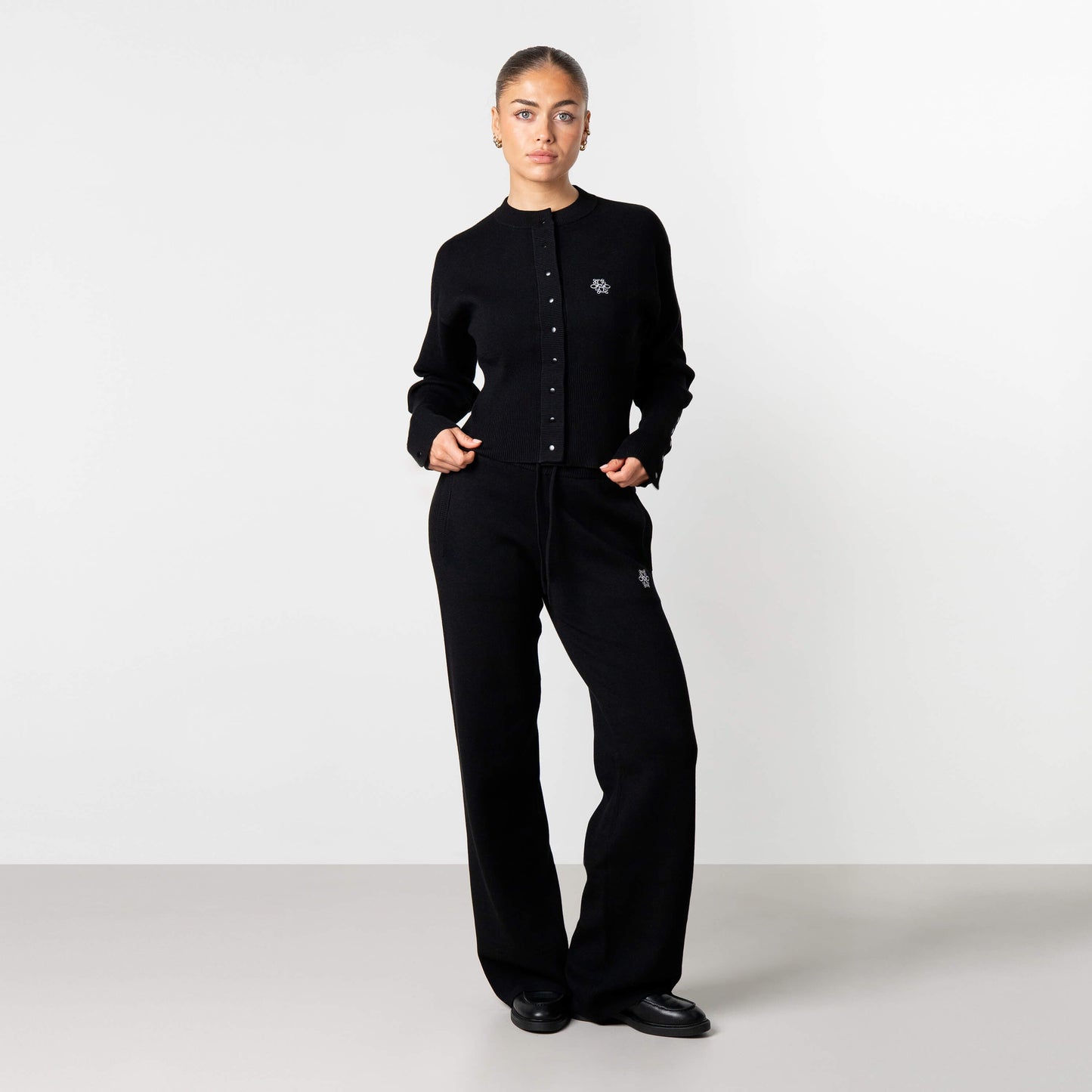 CHLOE KNITTED CARDIGAN | BLACK/WHITE